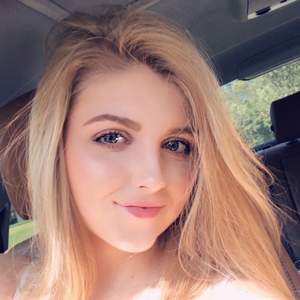 Meet your Posher, Hailey